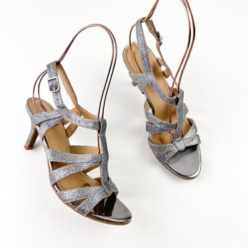Naturalizer Pendant Glittery Strappy High Heels Size 6 Silver Metallic